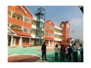 上海闵行區民政局領導勘查我司養老院改裝項目